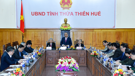 Thủ tướng lêy cha mêết bh’rợ ra văng Tết Nguyên đán đhị Thừa Thiên-Huế