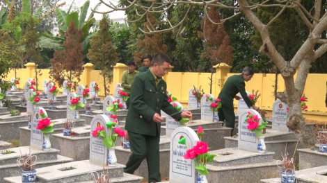Lào Cai: Bắt hương hay k’noọ zâp anh hùng liệt sỹ ooy g’lúh zêl penh đhị k’noong k’tiếc đắh Bắc