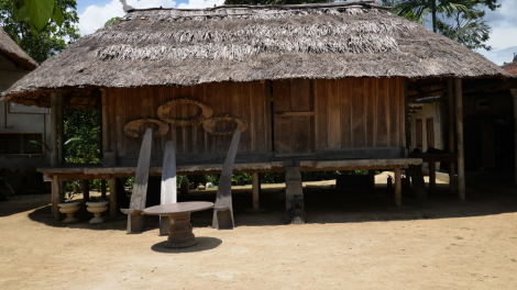 Pa dưr bh’rợ du lịch Homestay cóh chr’hoong da ding k’coong A Lưới