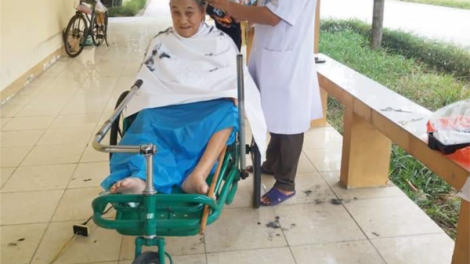 T’rúih bhrợ âng apêê zư x’mir lêy thương binh ngân coh Nghệ An