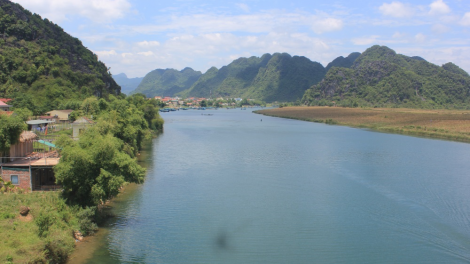 Du lịch hay tước bêl lalăm a hay cóh c’lâng Trường Sơn ma bhuy chr’nắp
