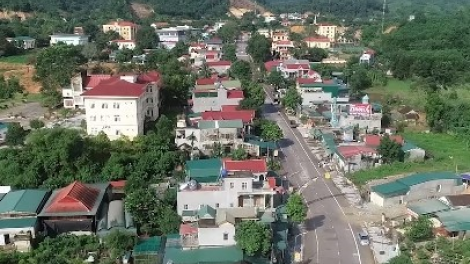T’bil lơi đharứt nhâm mâng: Bh’rợ tr’nêng âng chr’hoong da ding k’coong Như Xuân
