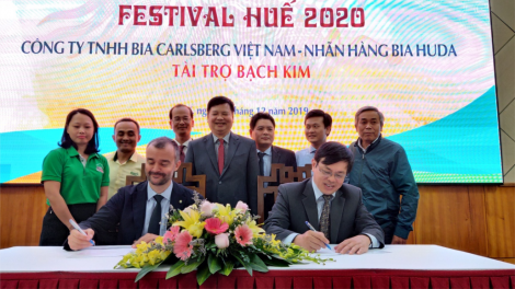 Carlsberg Việt Nam zooi zúp 8 tỷ đồng đoọng ha zâp bh’rợ Festival Huế 2020