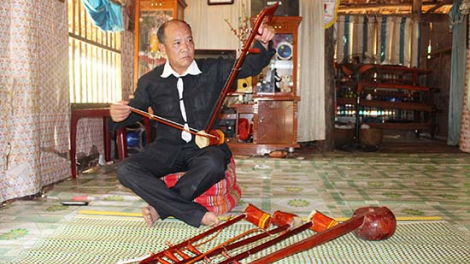 Lứch loom lâng pr’hat âng acoon coh