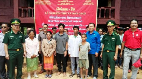 Pa đớp đong cr’er ha pr’loọng đong zr’năh k’đhap đhị vel Ko-Tài, chr’hoong Sá Muội, tỉnh Sa-la-van
