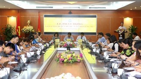 T’đang moon Ch’ner báo chí ooy pr’đớc “ Văn hóa ặt ma mông”