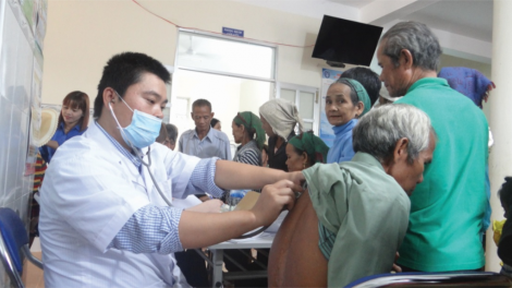 Quảng Ngãi: Trạm Y tế apêê chr’val da ding ca coong bhrợ têng liêm bhiệc khám, pa dứah cr’ay âng đha nuôr