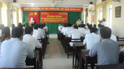 Sóc Trăng pa choom đoọng p’rá Khmer ha cán bộ, công chức, viên chức