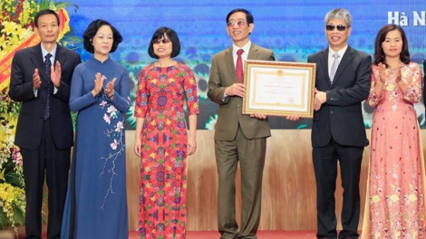 P’căn Trương Thị Mai pấh bhiệc bhan Hơnh déh Hội ma nứih k’bang pưa Việt Nam