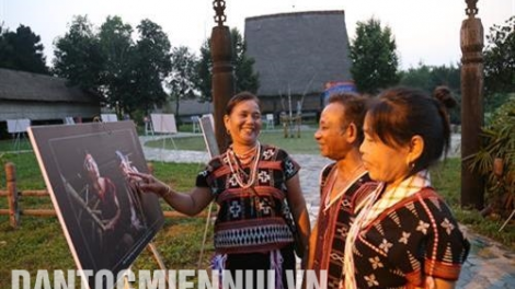 T’ngay Văn hoá pazêng acoon cóh Việt Nam c’moo 2019 vêy bấc rau t’mêê