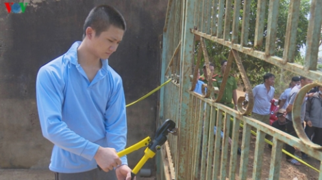 Đắk Lắk: Coóp zư 5 cha nắc manuýh vặ xe ô tô lướt tông pay chr’nóh chr’bêết, bh’năn băn âng đhanuôr