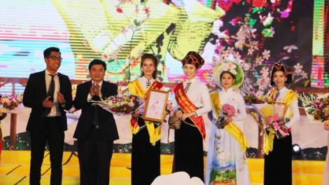 Điện Biên: Thí sinh Lò Thị Vui bơơn ch’ner 1 manứih liêm Hoa Ban 2019
