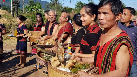 Thừa Thiên Huế: Bhiệc bhan Aza Koonh bơơn ta moon c’cir văn hoá phi vật thể k’tiếc k’ruung