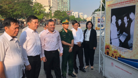 Triển lãm cha nụp ooy apêê acoon coh liêm ma mơ, mr’cơnh, đoàn kết tr’zup tr’zooi đh’rưah ha dưr