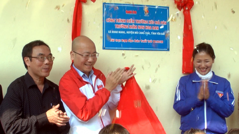 Tỉnh Đoàn Yên Bái Pa lứih bh’rợ lớp pa choom đoọng mầm non ha chr’hoong da ding ca coong Mù Cang chải