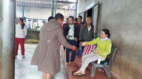 Diíc diêl t’coóh đhur băn lấh 120 cha nắc manuýh n’xươl