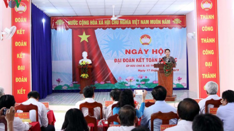 Chủ tịch Quốc hội pâh t’ngay Đại đoàn kết pazêng đhanuôr đhị tỉnh Trà Vinh