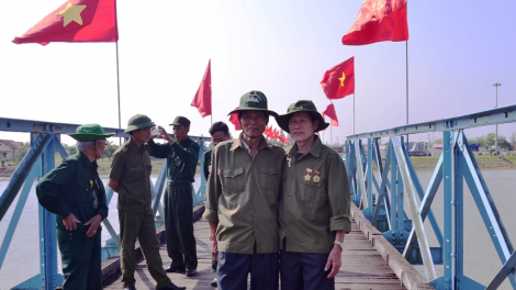 Du lịch hay k’noọ ooy rau ty đanh k’đơơng bấc ta mooi chô ooy đhăm k’tiếc grơơ nhool Quảng Trị