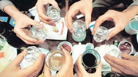 Bơơn năl 7 cha nắc bọol độc a lắc, coh đếêc 1 cha nắc lâh chệêt