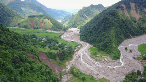 Pa chăp ch’mêệt lêy đhr’năng hr’lang hr’câh k’tiêc đhị apêê tỉnh miền Trung