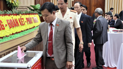 Đại hội đảng bộ cấp m’piing cơ sở coh Quảng Nam: Bh’rợ manuyh pa bhrợ năc vêy ta ra văng liêm crêê
