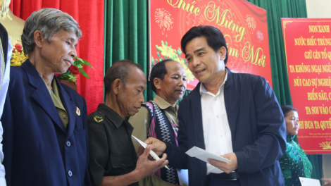 Bh’cộ tỉnh Quảng Nam: Lưm, cher đoọng pr’hêl Tết đọong ha pêê ta cooh bhươl, ma nuuh vêy chr’năp dal