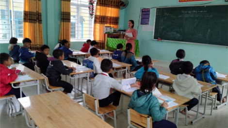 Quảng Nam: Học sinh zr’lụ hr’lang Phước Sơn rach học cớ xang k’noọ 1 c’xêê đhêy