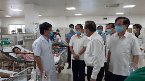 Phó Thủ tướng Trương Hòa Bình lum apêê ngai bhrêy tăh coh g’luh bhrêy tăh ngân bhrợ 13 cha năc căh ma mông