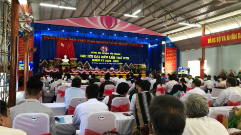 Tợơp  bhrợ têng Đại hội đại biểu Đảng bộ chr’hoong Tây Giang khoá XVII, cr’chăl c’moo 2020-2025