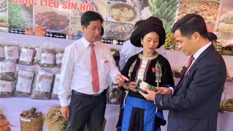 Lai Châu: t’bhlâng bhrợ t’vaih pr’đươi OCOP