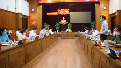 Đà Nẵng lêy cha mệêt doó dzợ bhrợ pa rơợng bhiệc đoọng đhanuôr ặt pa tuông