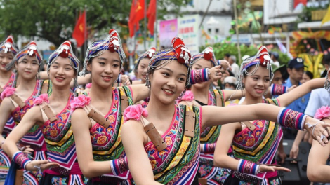 Festival Huế 2020: Bâc năc za nươr ooy pr’đơợ âng vel đong