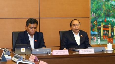 Thủ tướng Nguyễn Xuân Phúc: Oó lâh bhrợ thuỷ điện k’tứi đoọng g’đech đhr’năng pa hư crâng