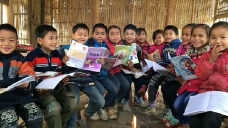 K’rong pazêng c’rơ xã hội zup zooi p’niên k’tưi coh pazêng chr’val pa bhlâng zr’nặh k’đhap đhị zr’lụ acoon coh lâng da ding k’coong