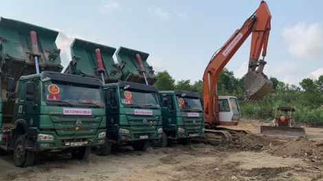 Đà Nẵng bhrợ têng đong máy đac Hoà Liên công suất 120 r’bhâu mét khối coh toong t’ngay ha dum