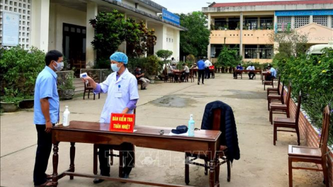 Thừa Thiên Huế: Đoọng a ham yêm têêm pr’luh Covid-19