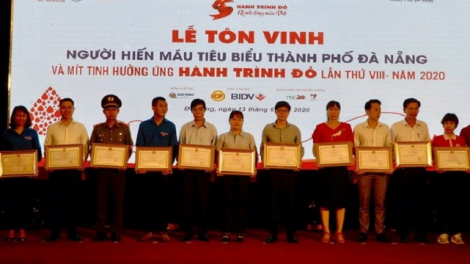 Đà Nẵng hơnh déh 147 cha nặc manứih, tập thể ooy đắh bh’rợ đoọng a’ham