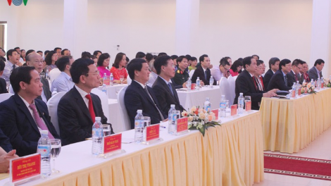 Đài P’rá Việt Nam đh’rưah lâng apêê bh’rợ đại đoàn kết acoon coh