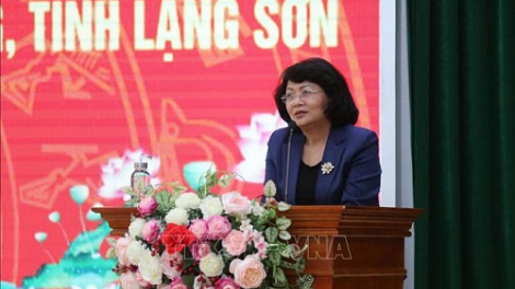 Phó Chủ tịch Đặng Thị Ngọc Thịnh lum, bhrợ bhiêc đhị chr’hoong Chi Lăng, tỉnh Lạng Sơn