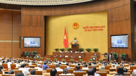 Pr’hop g’luh 9 Quốc hội khóa 14 liêm choom n’đhơ n’đăh cr’liêng xa nay lâng c’lâng bh’rợ