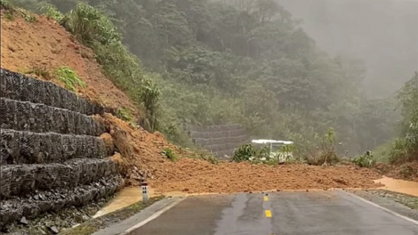 Khánh Hòa, Phú Yên: Bấc zr’lụ c’lâng hr’lang hr’kâh, c’lâng p’rang k’đệêng k’đoong