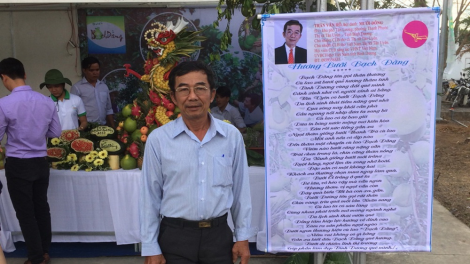 Bí thư chi bộ âng đơơng Nghị quyết moót ooy pr’ắt tr’mung lâng thơ