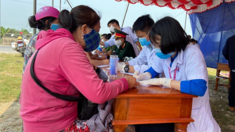 Thừa Thiên Huế: Sinh viên Y Dược coh tuyến tr’nơơp zêl Covid-19