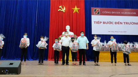 Ngân hàng nông nghiệp lâng pa dưr pa xớc vel bhươl cher đoọng hun pr’hêl ha học sinh lưm zr’nắh k’đhạp