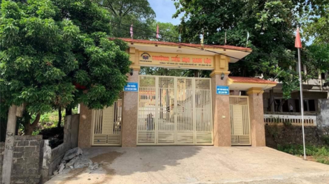 Nghệ An: Ha rập z’đêr đông đhanuôr đăn đhị p’loọng trường bhrợ học sinh lớp 5 chêết
