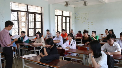 Quảng Bình: Cắh bhrợ têng thi tuyển lớp 10 ooy zâp trường công lập