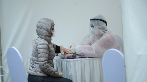 Ra diu đâu (9/4) Việt Nam căh bơơn lêy manuyh hân đoo crêê pr’luh cr’ăy Covid-19
