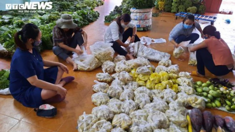 Loom luônh đha nuôr da ding ca coong Quảng Nam chô pa chăp ooy đhị pr’luh bha lâng