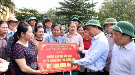 Thủ tướng Chính phủ pay đoọng 500 tỷ đồng zooi đoọng hân đơơh 5 tỉnh miền Trung
