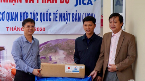 Thừa Thiên Huế: Pác đoọng hàng hoá, pr’đươi pr’dua zooi zúp đhanuôr pa chô pa liêm xang g’lúh túh bhlong